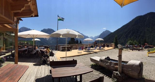 Rifugio La Para ซาน วิจลิโอ ดิ มาเรบเบ ภายนอก รูปภาพ